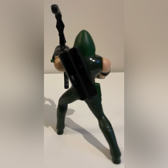 McDonald's Happy Meal Toy Green Arrow Justice League DC Comics Action Figure - Picture 3 of 4